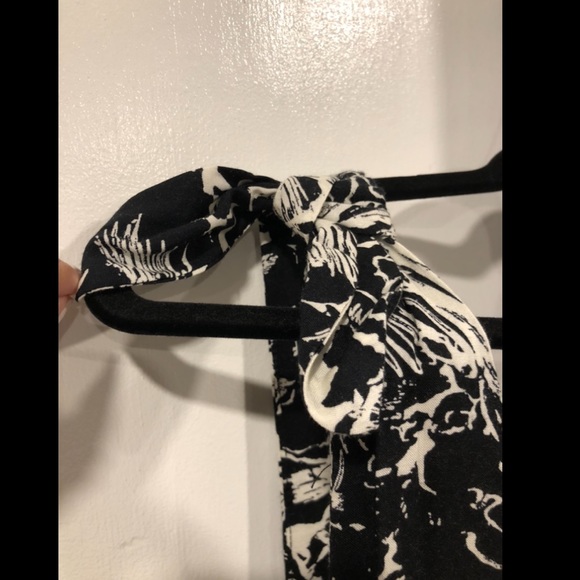 Black and Cream Romper - Picture 5 of 6